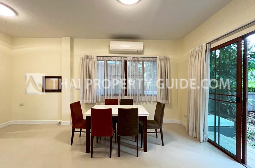 House with Shared Pool in Bangnatrad 